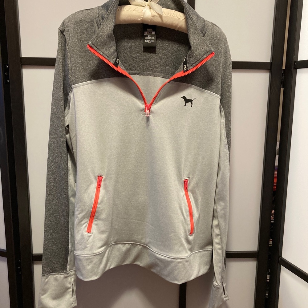 Victoria’s Secret PINK Ultimate half zip pull over with thumb holes zip pockets